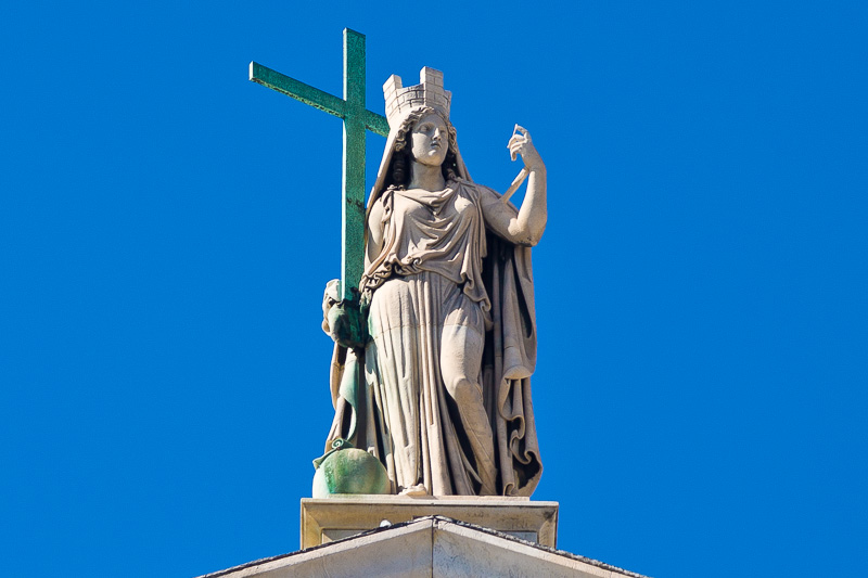 Statua raffigurante la Religione